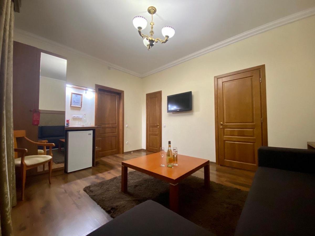 Boomerang Business Hotel Odessa Luaran gambar